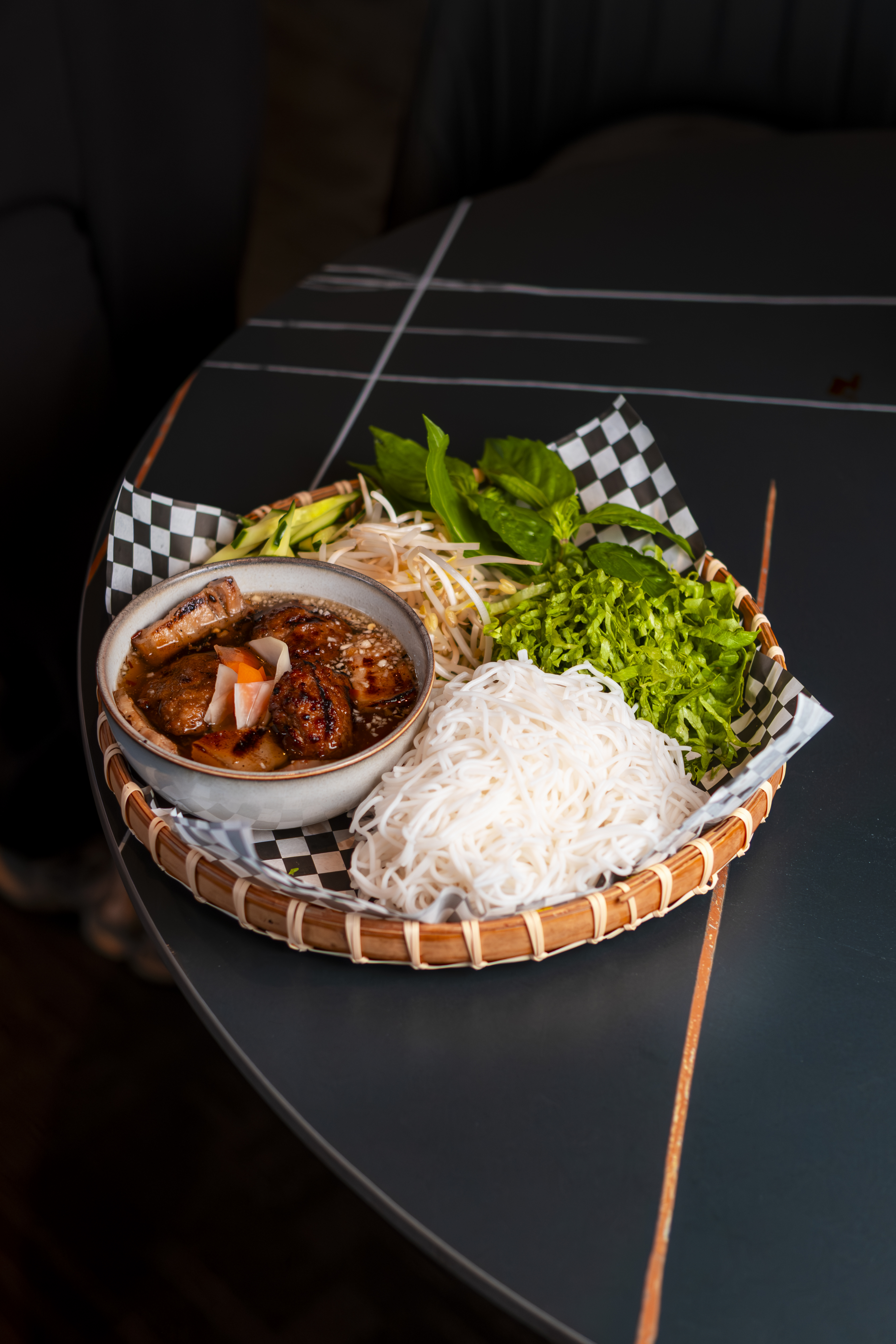 Local Favourites & Banh Mi
